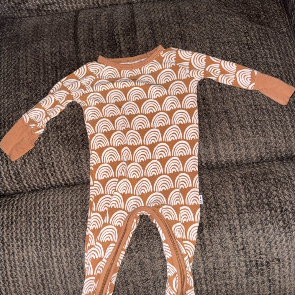 Rust rainbow little sleepies crescent style zippy